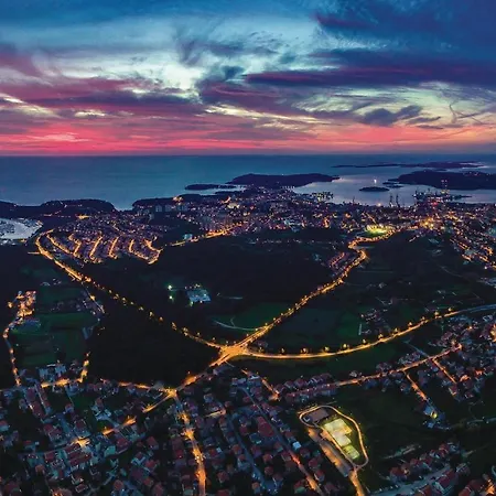 Apartment Cozy In With Wifi