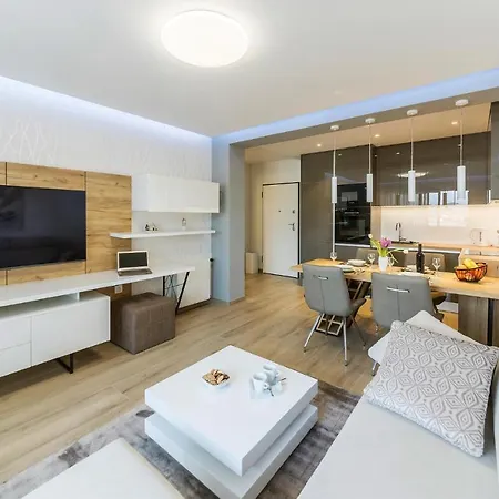 Beautiful Apartment In Pula * Pula